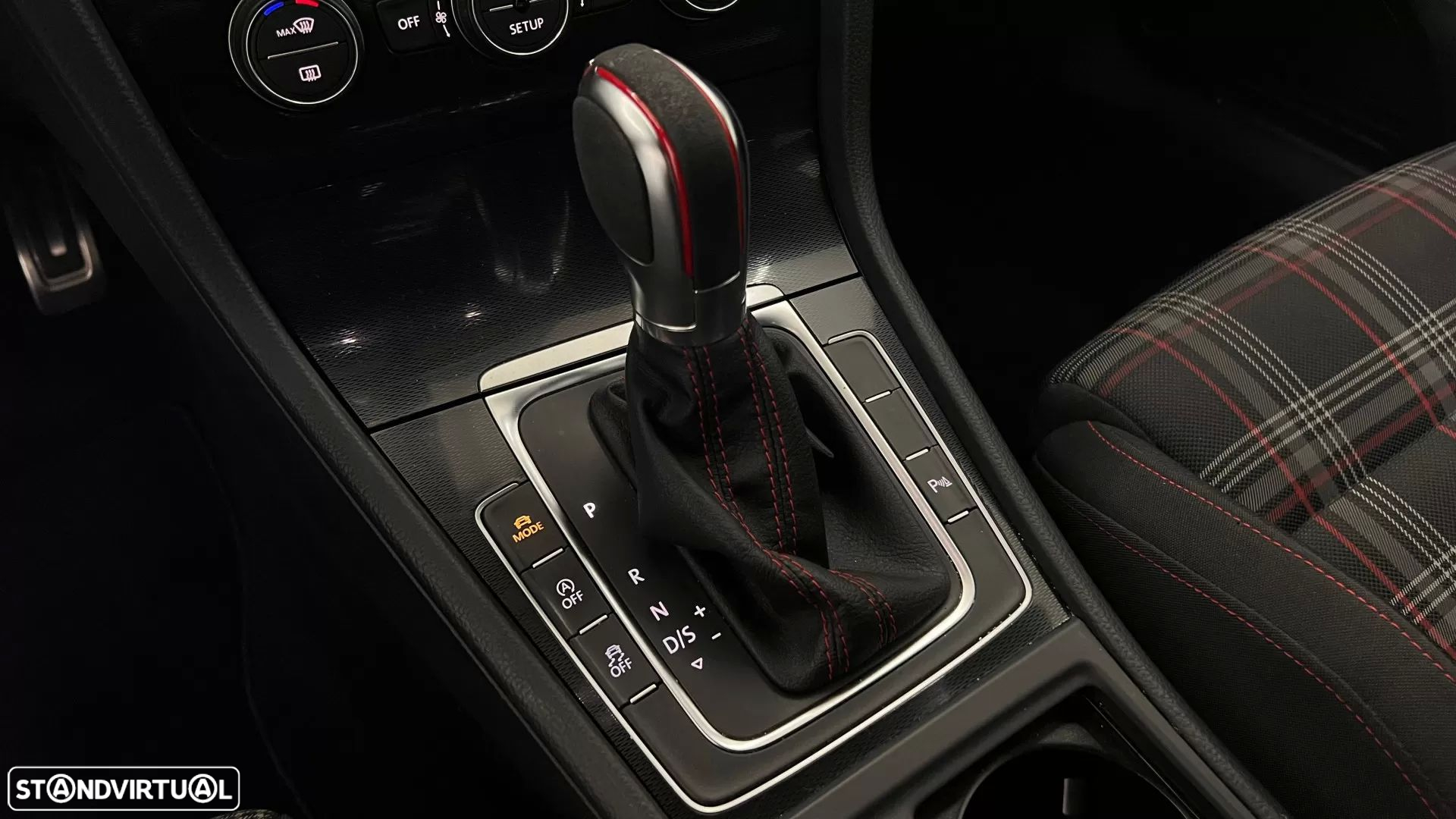 VW Golf 2.0 TSi GTi DSG - 24
