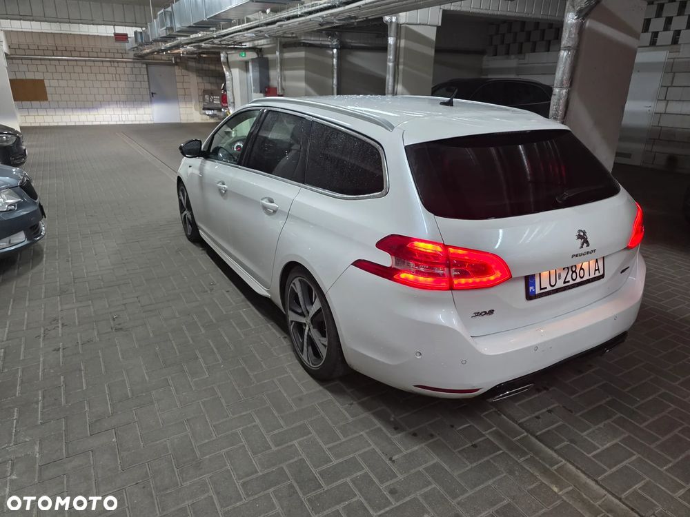 Peugeot 308 - 3