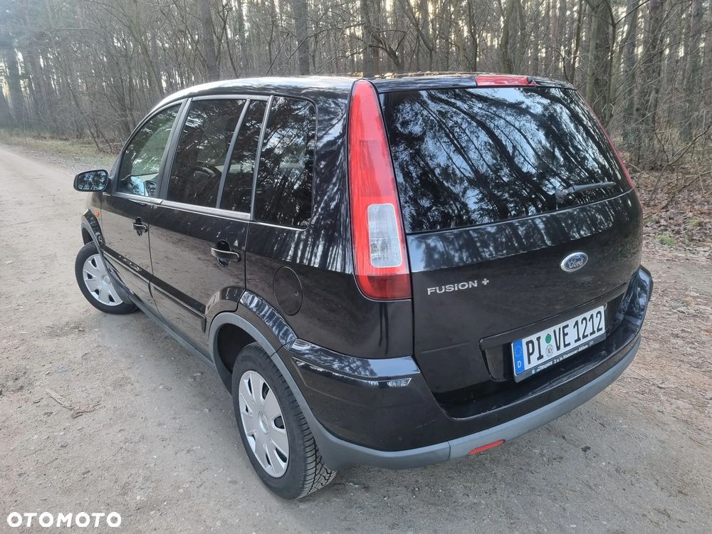 Ford Fusion 1.6 + - 39