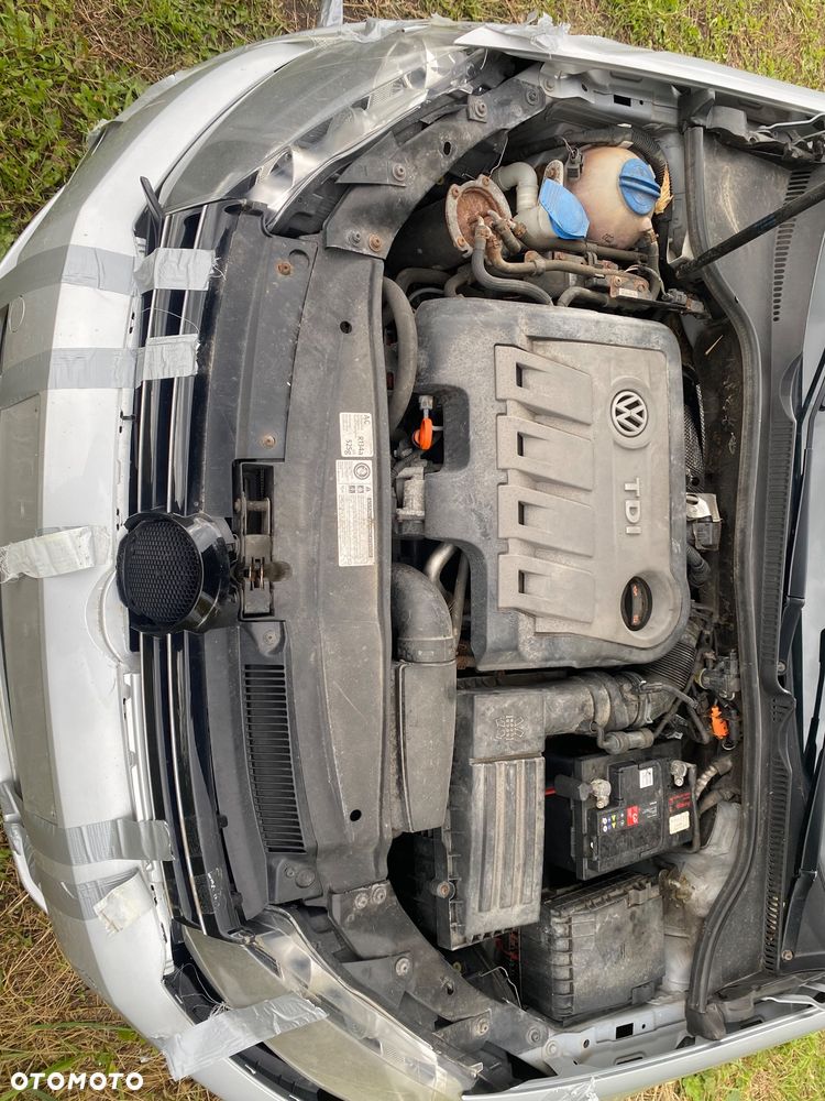 Volkswagen Golf 2.0 TDI DPF Highline - 30