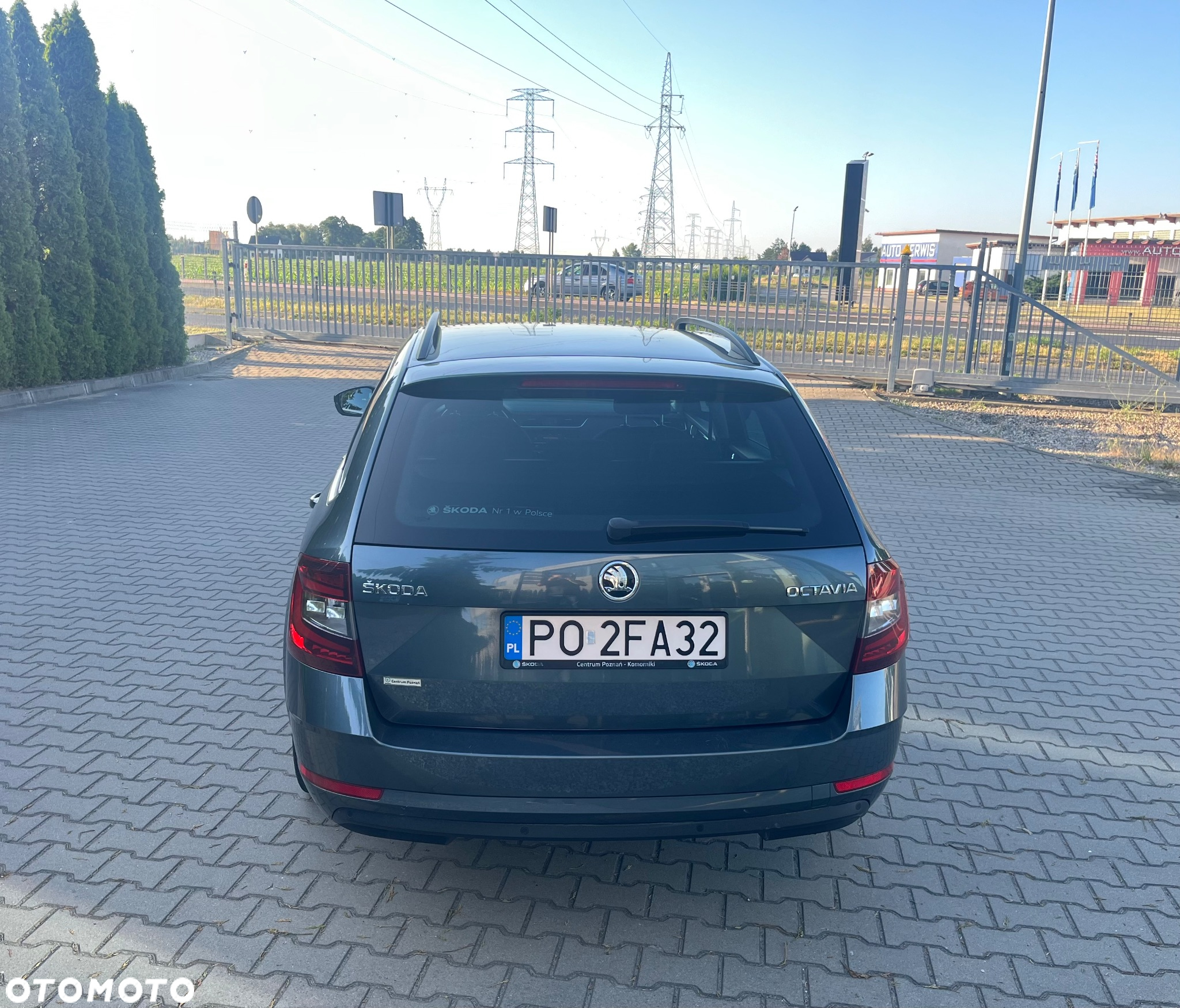 Skoda Octavia 1.8 TSI Style DSG - 4