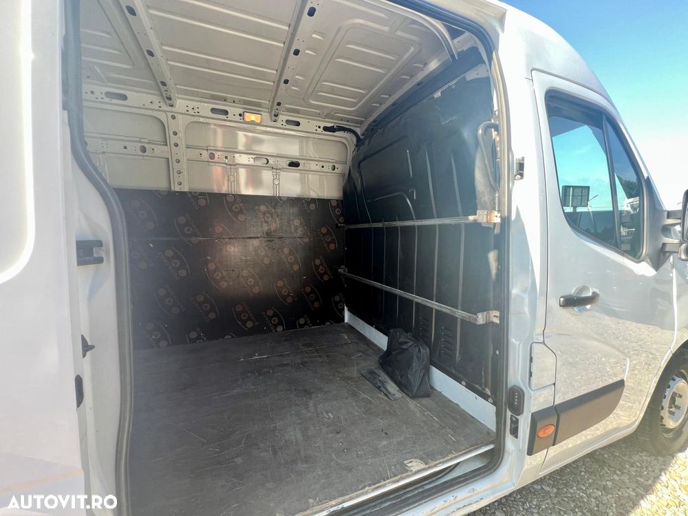 Renault Master - 10