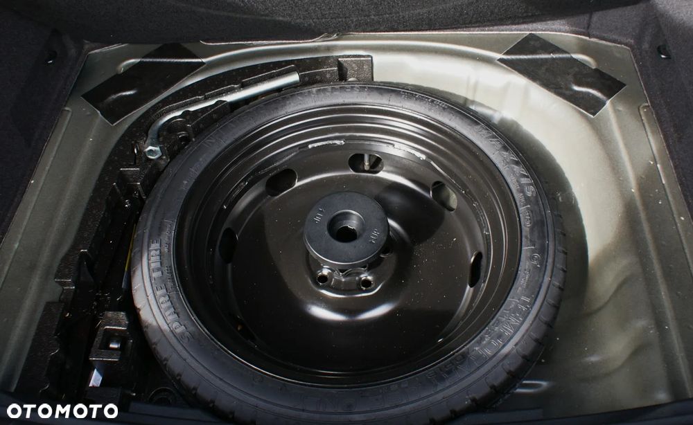 Skoda Karoq 1.5 TSI ACT 4x2 Style DSG - 38