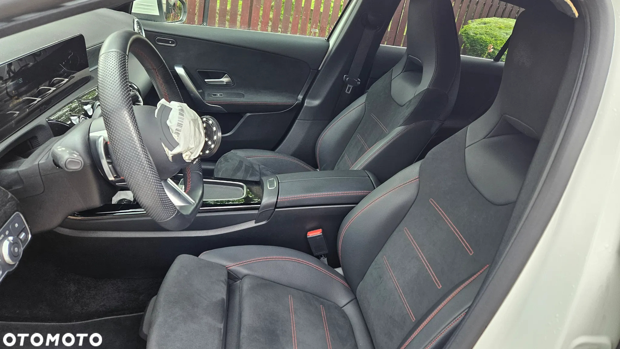 Mercedes-Benz Klasa A 220 4-Matic AMG Line 7G-DCT - 14