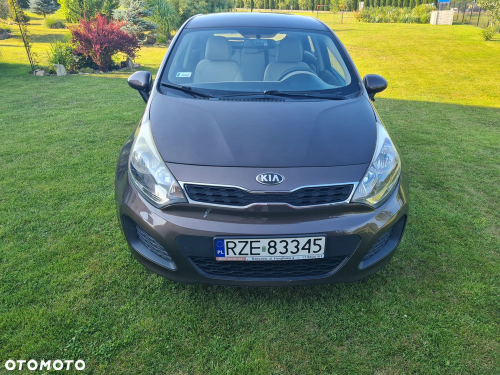 Kia Rio - 13