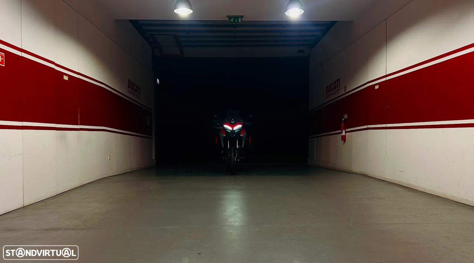 Ducati Multistrada V4 S Full Red - 20