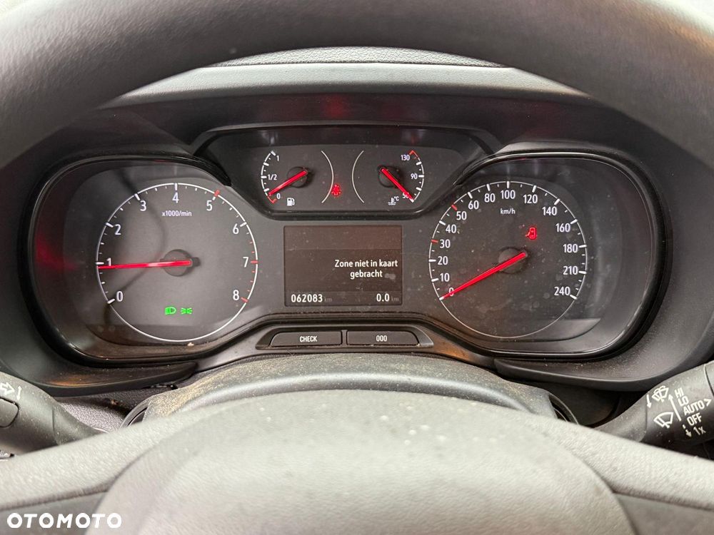 Opel COMBO - 12