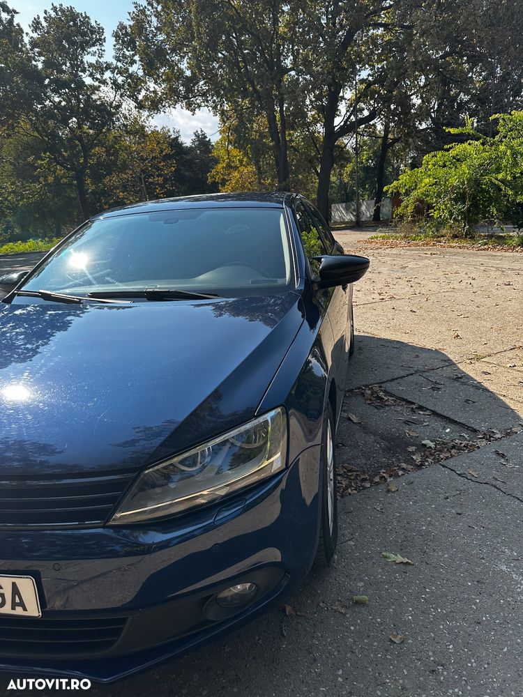 Volkswagen Jetta 1.4 TSI DSG Match - 5