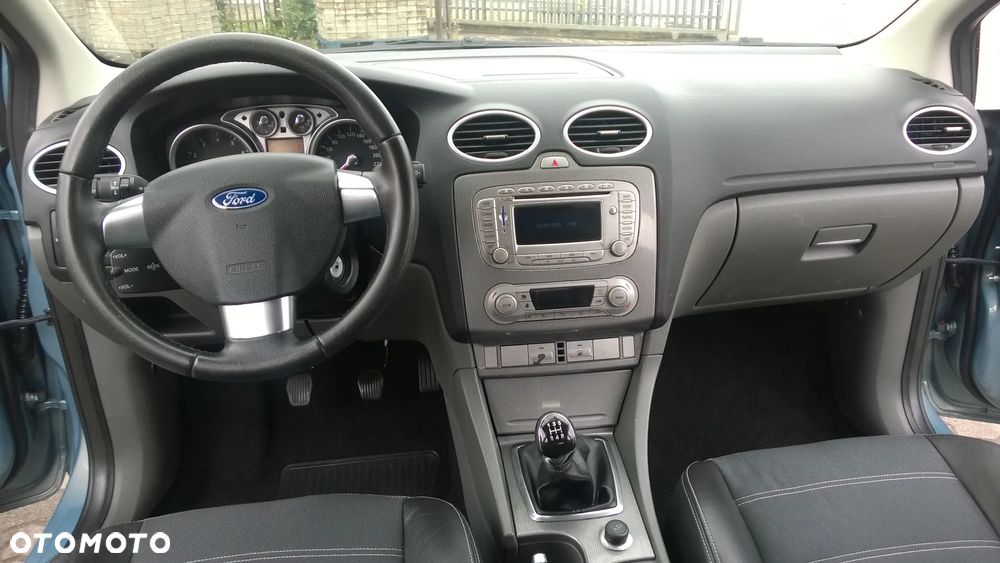 Ford Focus 1.6 FX - 11