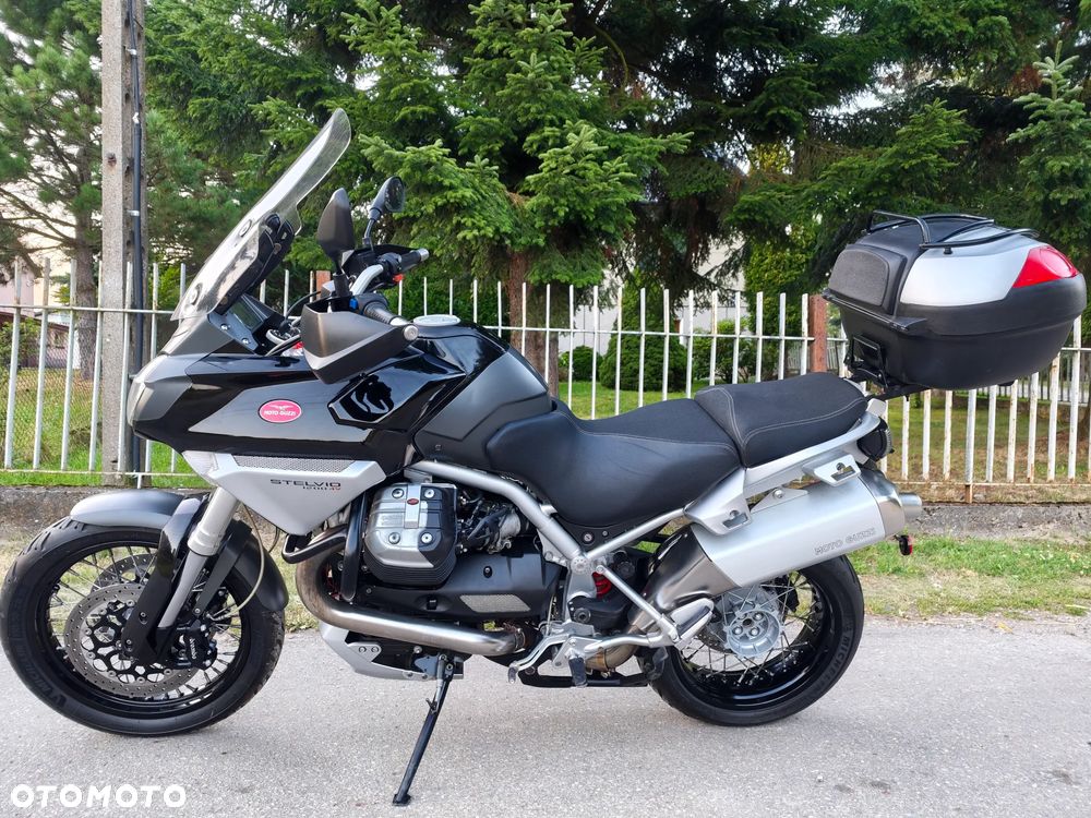 Moto Guzzi Stelvio - 11