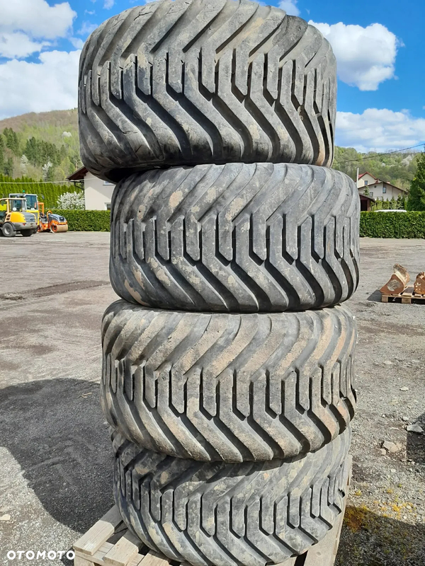 Opony o rozmiarze 550/60/22,5,  wozidło 9t, 10t, 4szt, komplet.