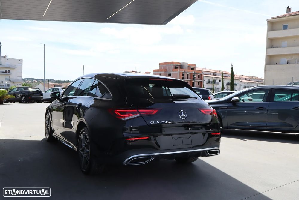 Mercedes-Benz CLA 250 e Shooting Brake AMG Line - 5