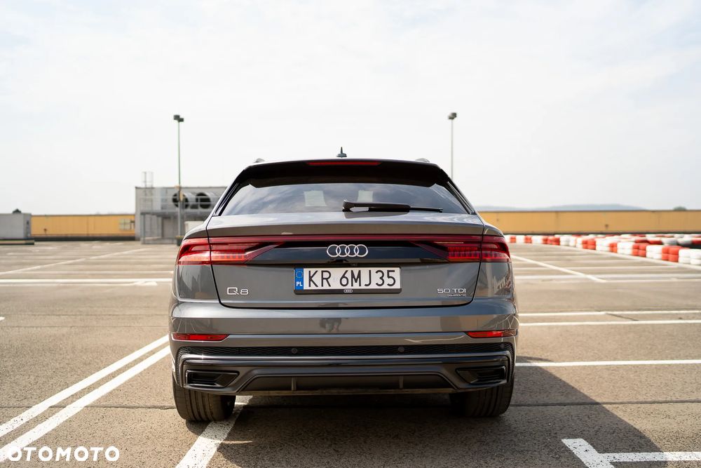 Audi Q8 50 TDI mHEV Quattro Black Edition Tiptronic - 2