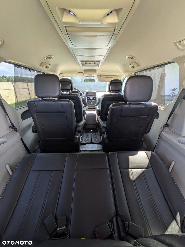 Lancia Voyager 2.8 CRD16v Platinum - 18