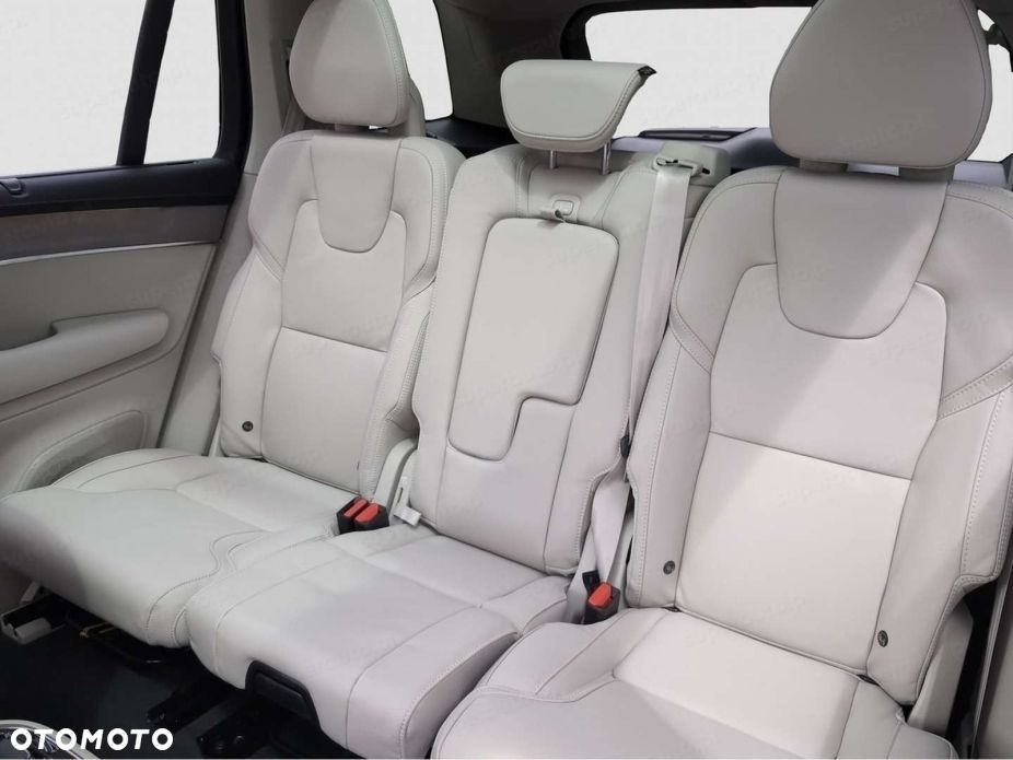 Volvo XC 60 B5 B AWD Ultra Bright - 15