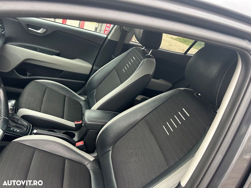 Kia Stonic 1.0 T-GDI 7DCT HP MHEV Trend - 12