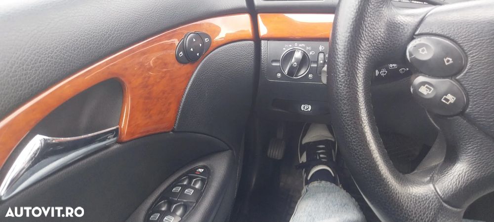 Mercedes-Benz E 200 CDI Automatik Avantgarde - 20