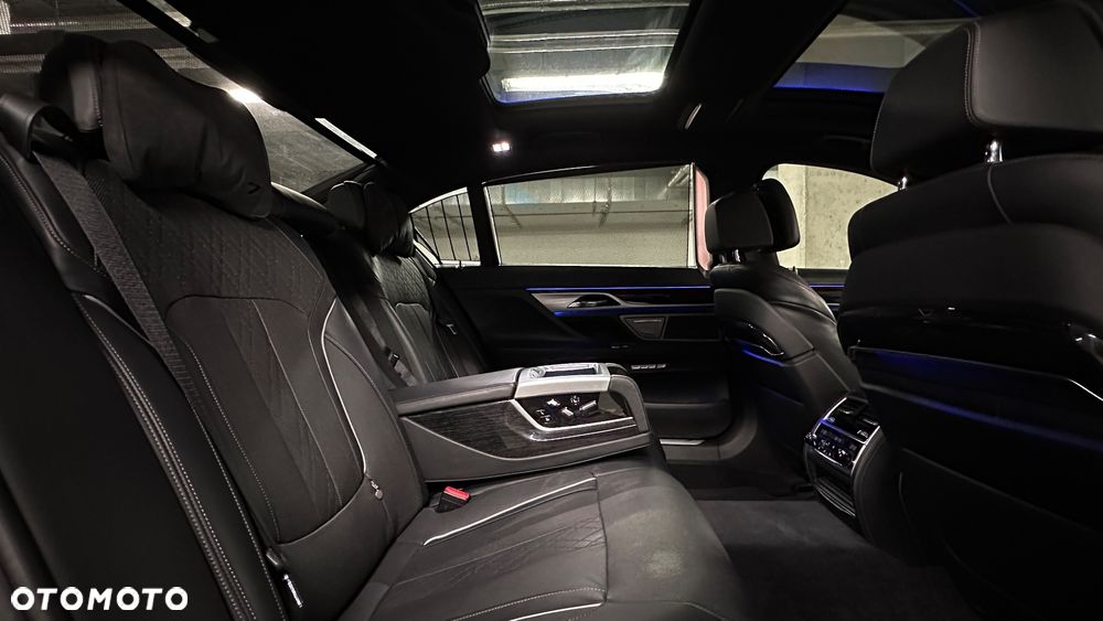 BMW Seria 7 750Li xDrive Edition Exclusive - 9