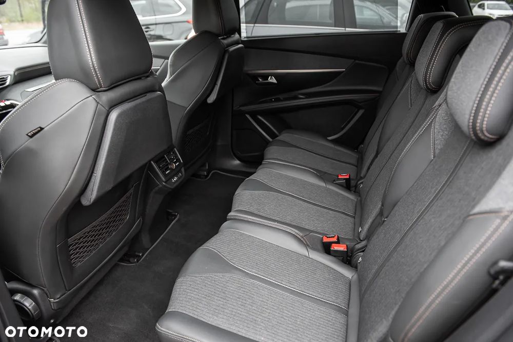 Peugeot 5008 BlueHDi 130 EAT8 GT - 27