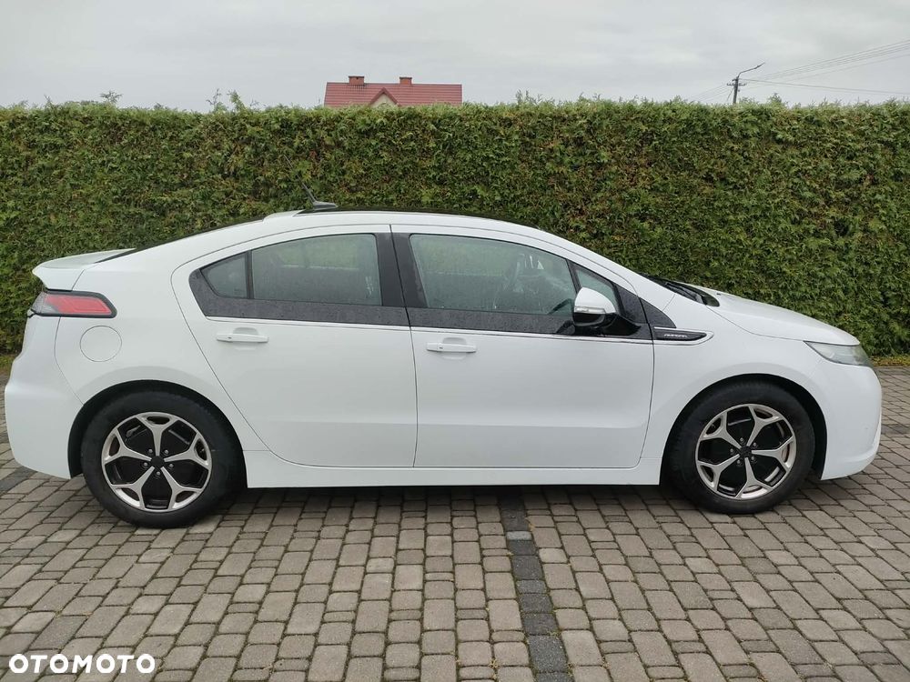 Opel Ampera - 4
