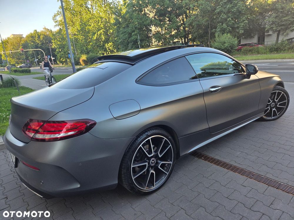 Mercedes-Benz Klasa C 300 4MATIC 9G-TRONIC - 20