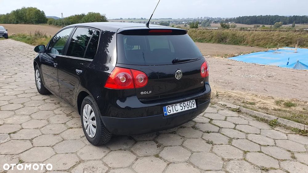Volkswagen Golf 1.6 Comfortline - 5