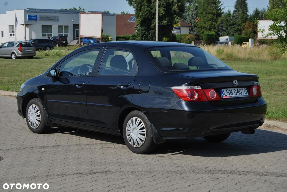 Honda City 1.4 Comfort - 4