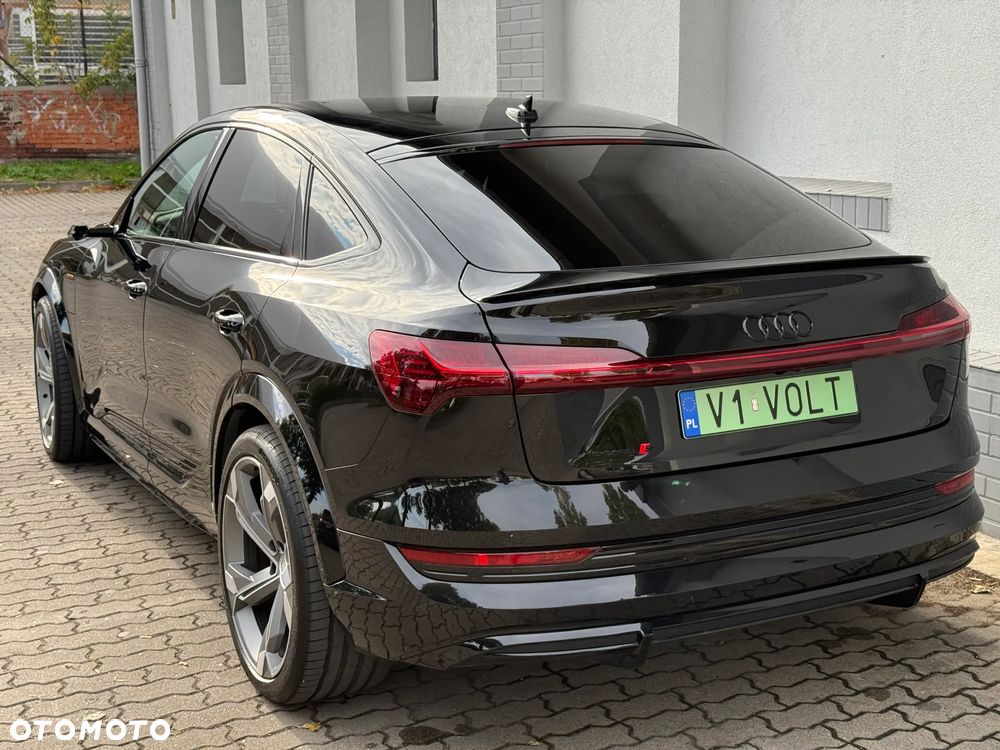 Audi e-tron S quattro - 8