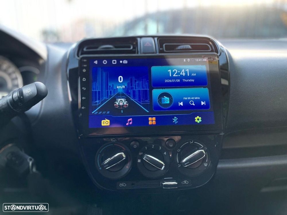 Mitsubishi Space Star 1.0 - 10