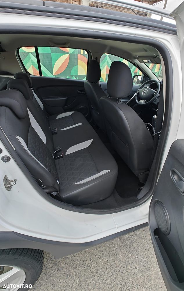 Dacia Sandero 0.9 Stepway - 11