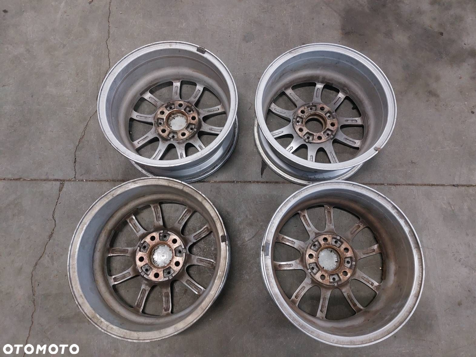FELGA ALUMINIOWA 4 SZT BMW STYLING 378 6796202 5x120 7Jx16 ET40 FI72,6 - 7