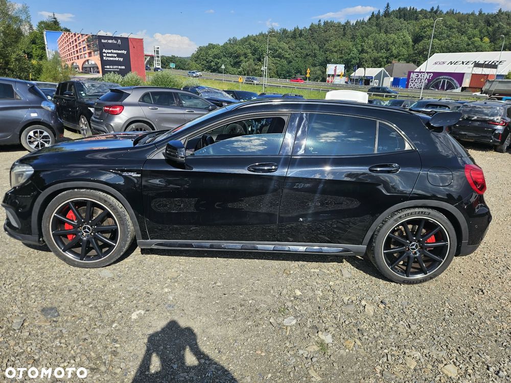 Mercedes-Benz GLA 45 AMG 4-Matic - 14