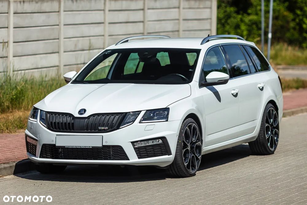 Skoda Octavia 2.0 TDI 4x4 DSG RS - 8