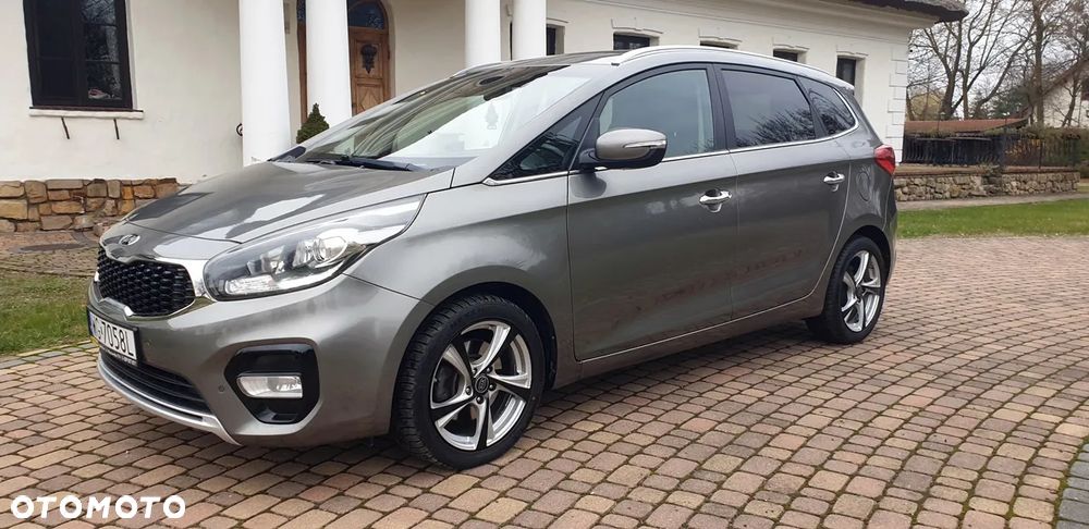 Kia Carens 1.7 CRDi M 7os - 1