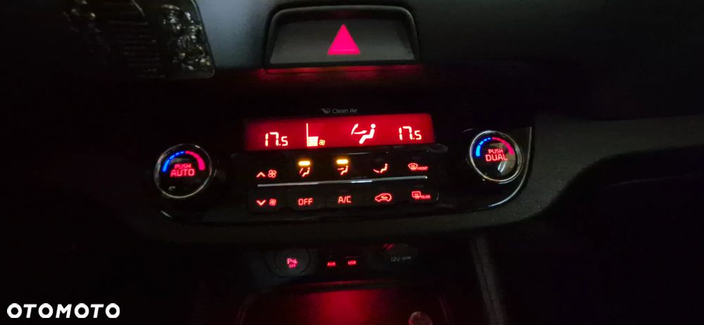 Kia Sportage 2.0 CRDI L AWD - 19