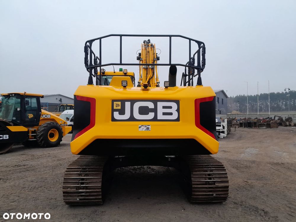 JCB 220x js220 - 6