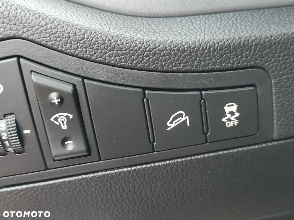 Kia Sportage 1.6 GDI Business Line L 2WD - 23