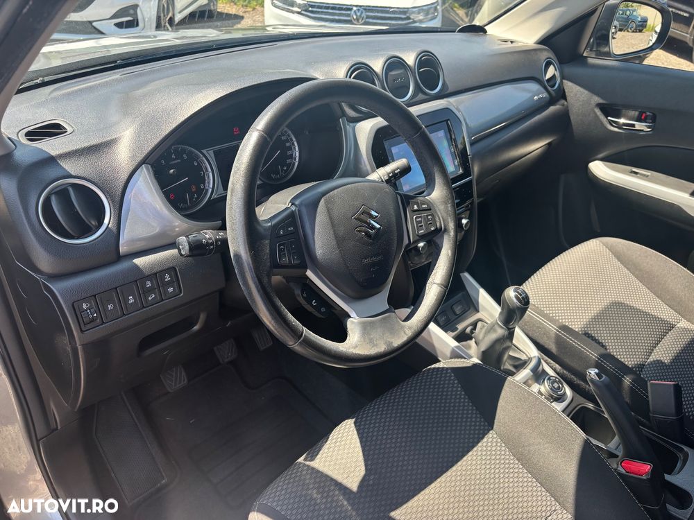 Suzuki Vitara 1.6 4X4 Cool - 9