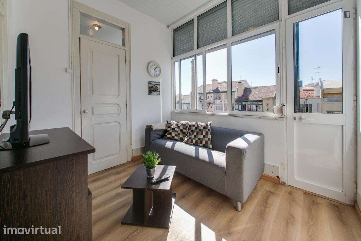 Quarto - localizado em Alameda Lisbon - Grande imagem: 2/15