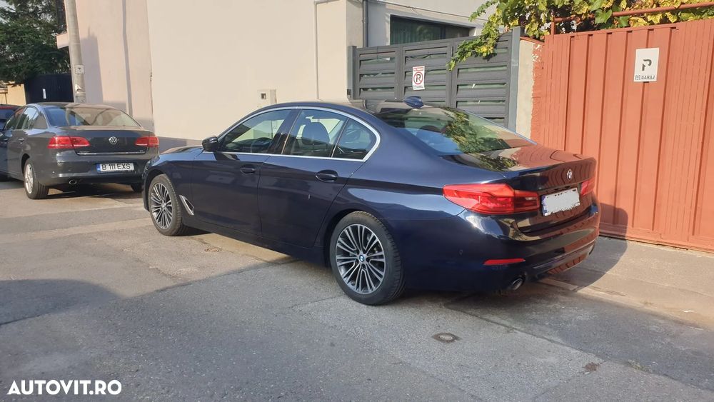 BMW Seria 5 520i Aut. Sport Line - 2