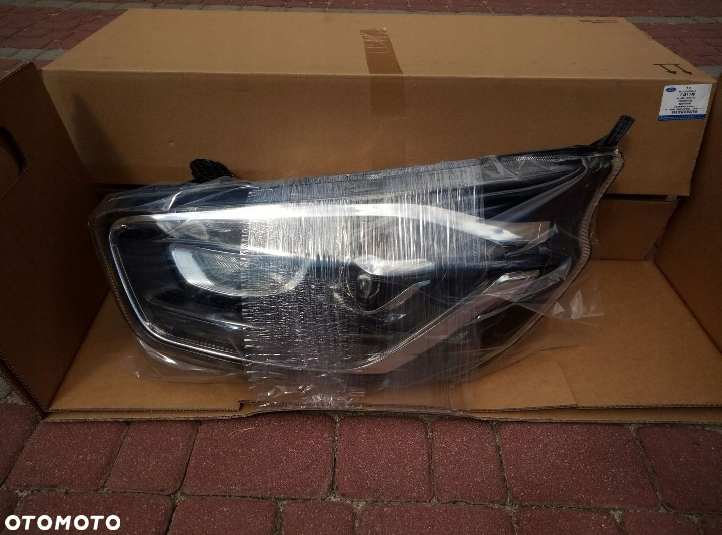 Reflektor lampa BI-XENON TRANSIT CUSTOM 2020 -> LEWY lub PRAWY nowy oryginalny - 2