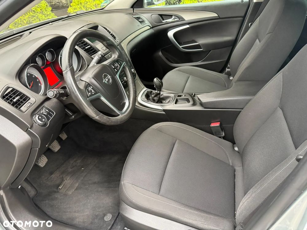 Opel Insignia 1.8 - 7