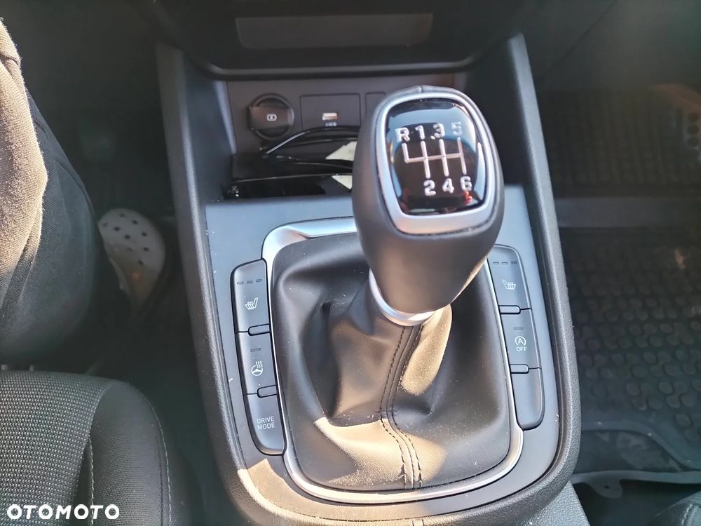 Hyundai Kona 1.0 T-GDI 48V-Hybrid Trend - 8