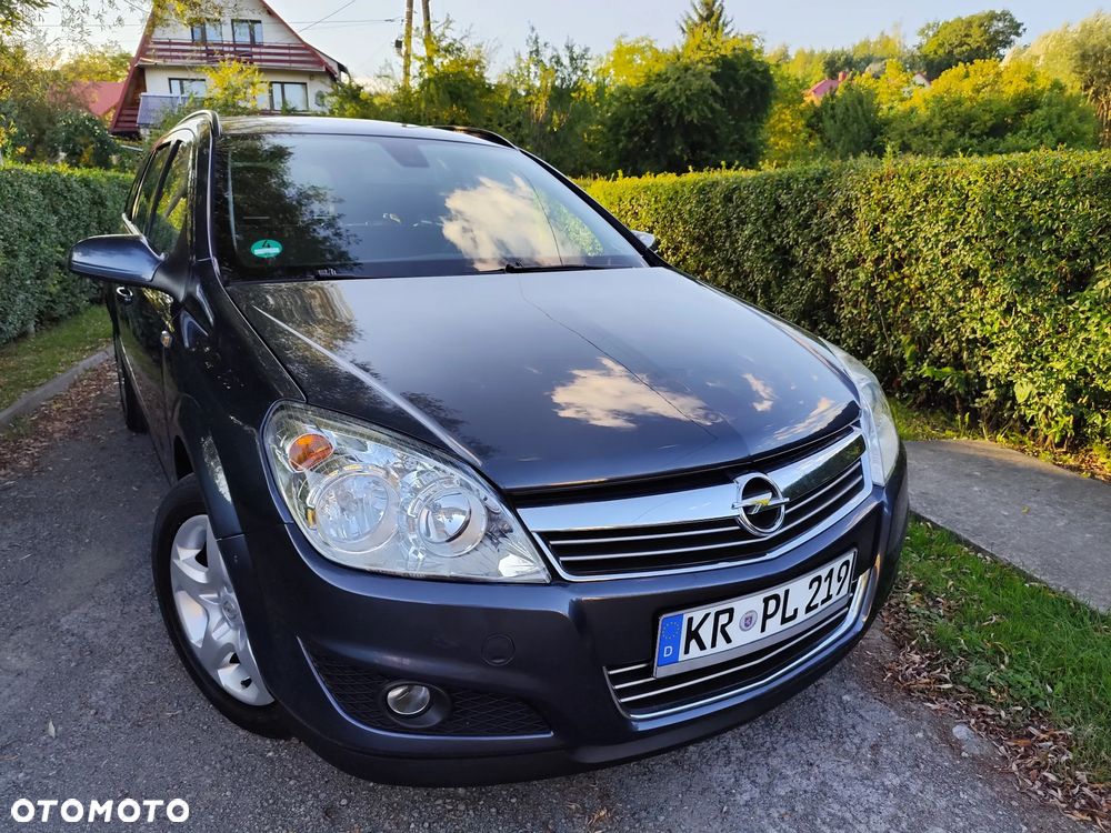 Opel Astra 1.6 Caravan Catch me now - 2