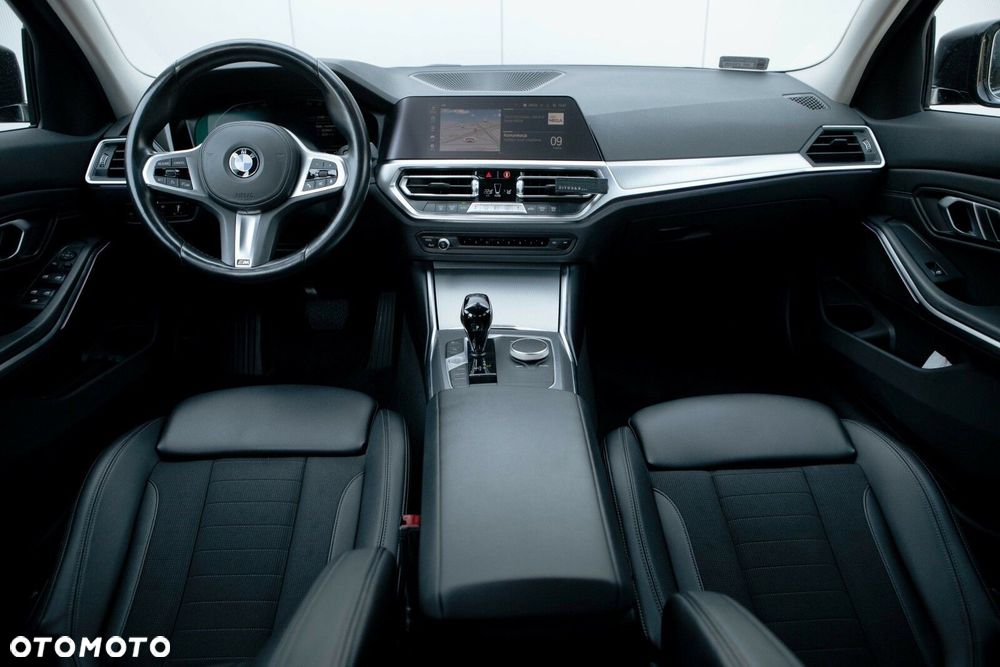 BMW Seria 3 - 24