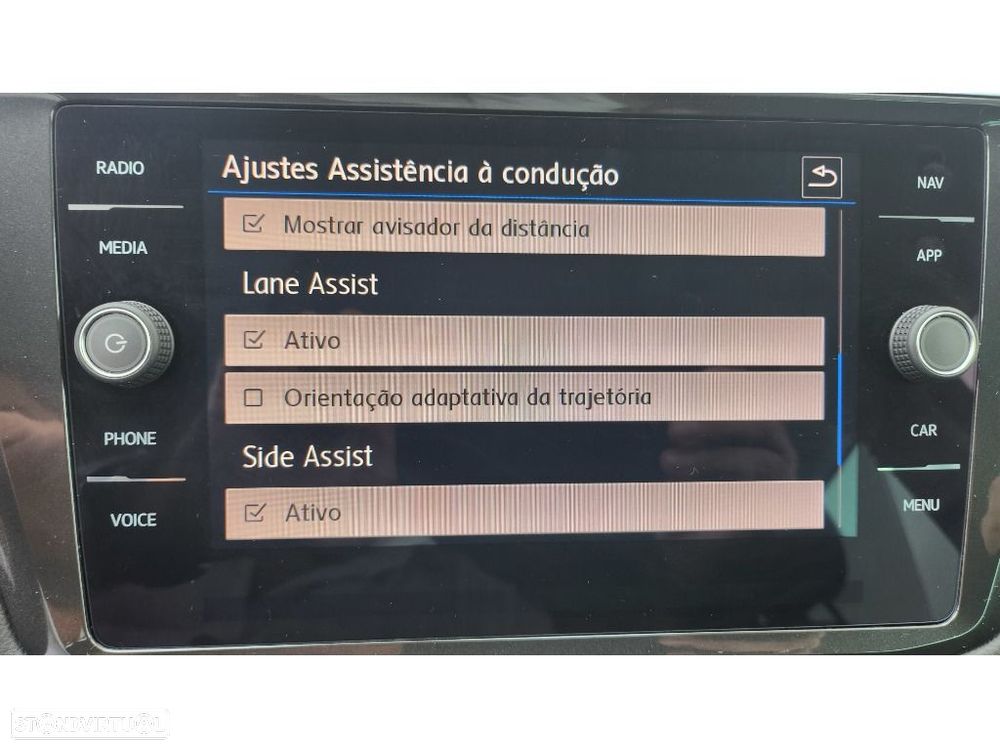 VW Tiguan 1.6 TDI Confortline - 12