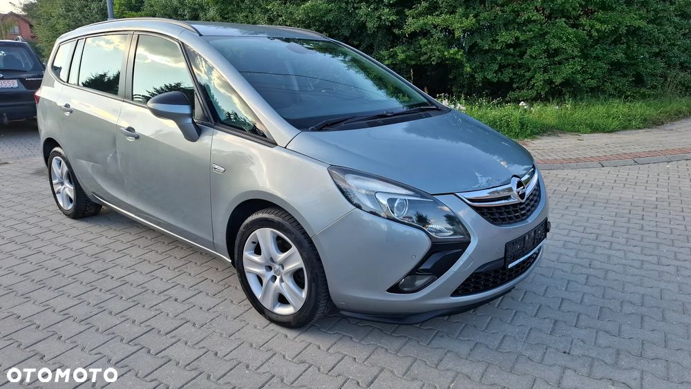 Opel Zafira - 2
