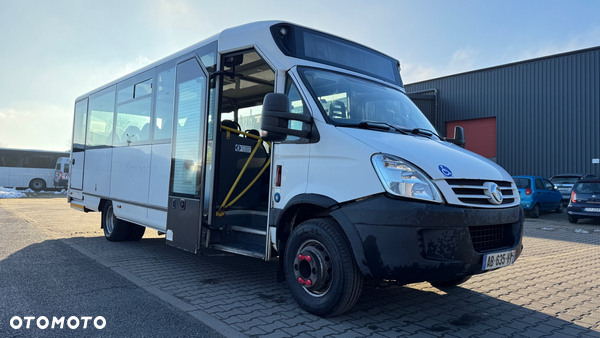 Iveco Aptineo / mała klima / 28 miejsc / winda / CENA: 67500 zł netto