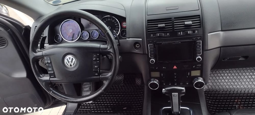 Volkswagen Touareg 3.0 V6 TDI DPF Automatik - 17