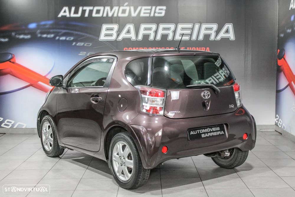Toyota iQ 1.0 VVT-i Essential+AC - 2